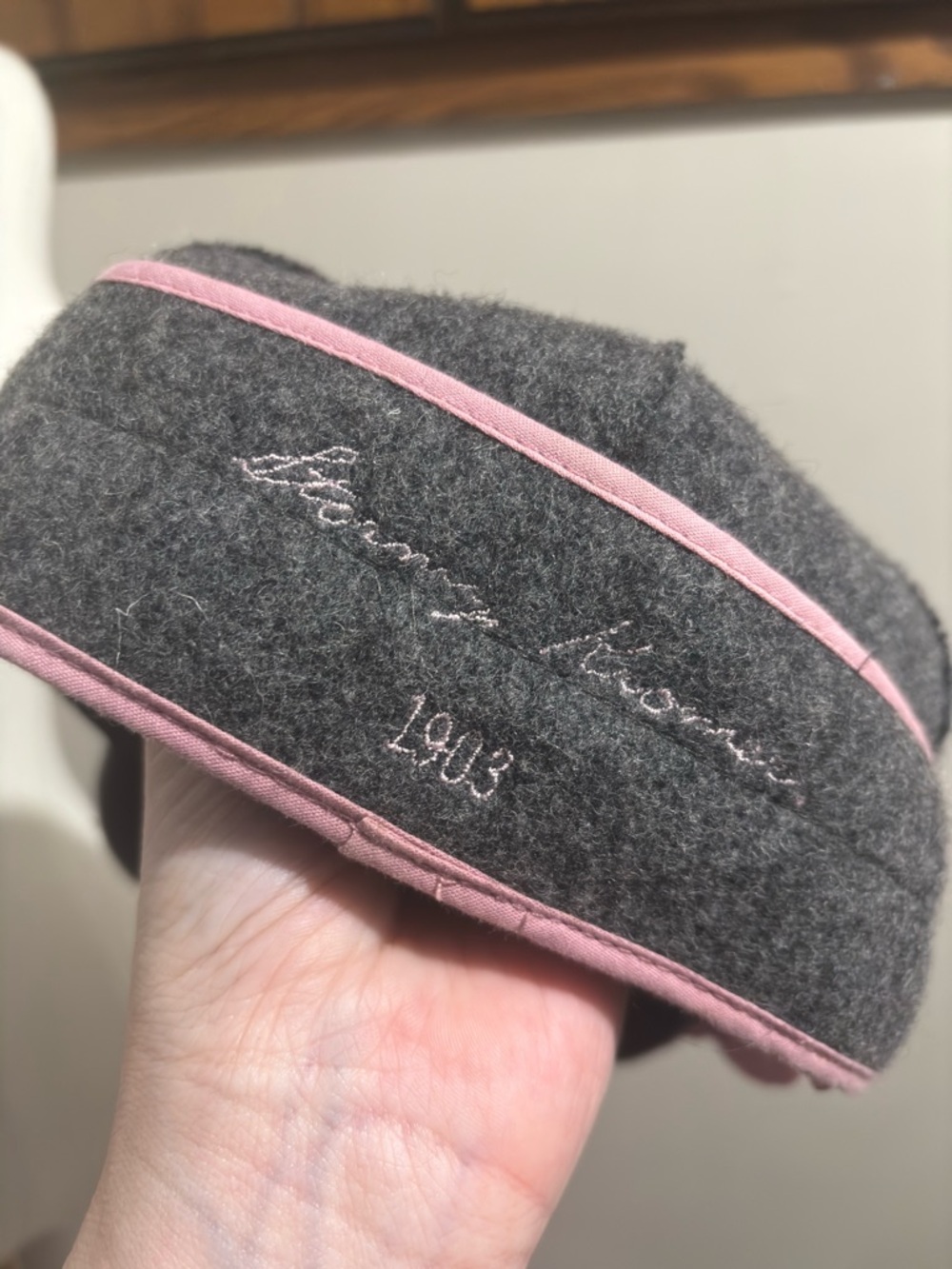 Gray Wool Woman's Cap with Pink Flower Trim - Picture 4 of 7